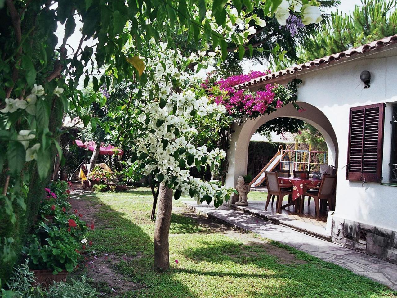 Holiday Home Vilafortuny By Interhome Bagian luar foto